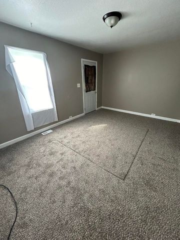 1453 Carman Street, Burton, MI 48529