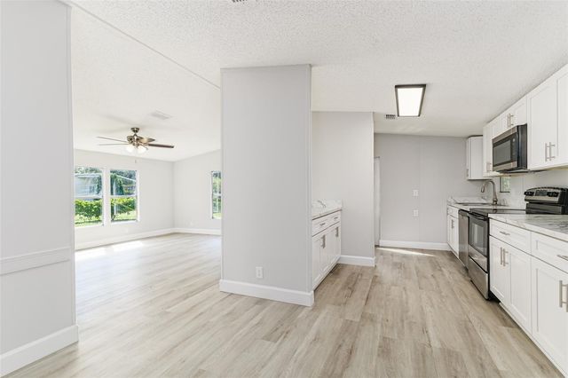 8905 CARROLWOOD DRIVE, Lakeland, FL 33810