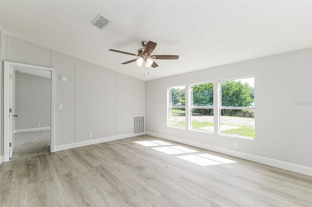 8905 CARROLWOOD DRIVE, Lakeland, FL 33810