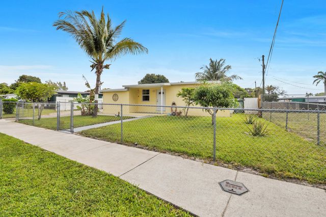 5178 NE 15th Terrace, Pompano Beach, FL 33064
