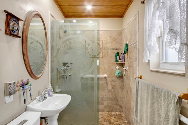 5178 NE 15th Terrace, Pompano Beach, FL 33064