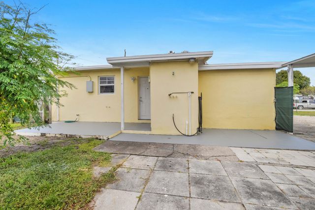 5178 NE 15th Terrace, Pompano Beach, FL 33064