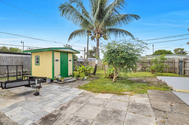 5178 NE 15th Terrace, Pompano Beach, FL 33064