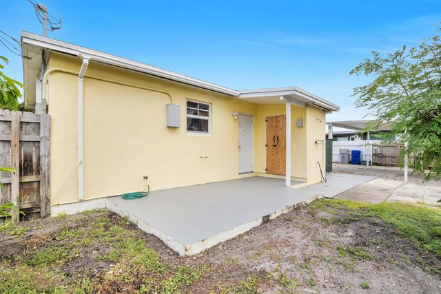 5178 NE 15th Terrace, Pompano Beach, FL 33064