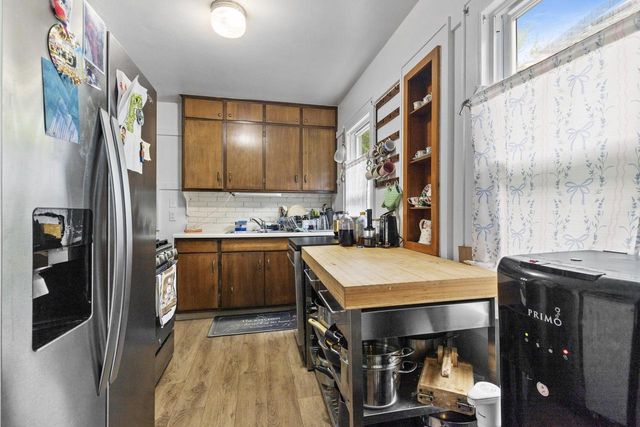 1017 N Chicago AVENUE, South Milwaukee, WI 53172