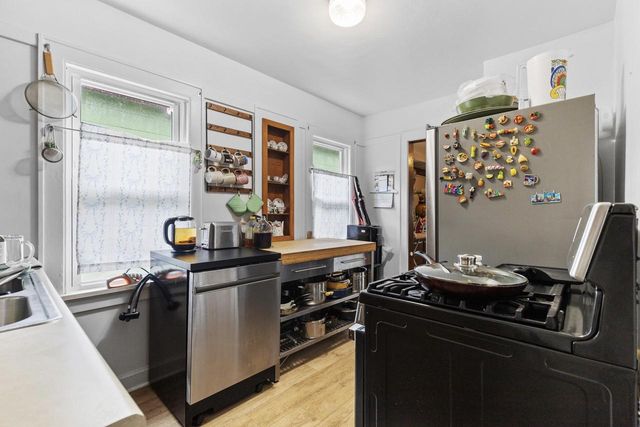 1017 N Chicago AVENUE, South Milwaukee, WI 53172