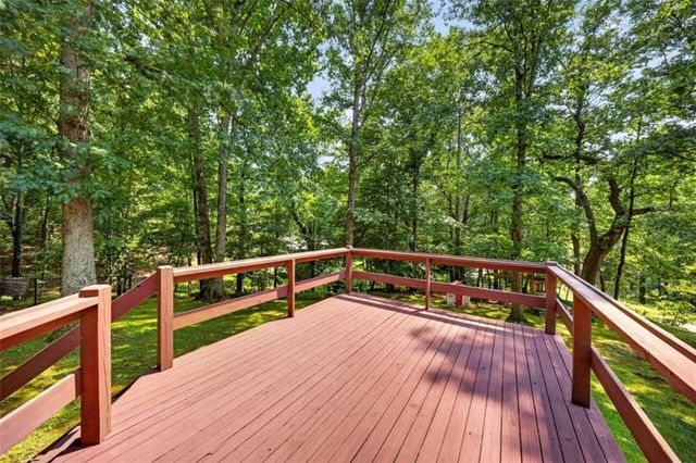 5454 Carolean Street, Gainesville, GA 30506