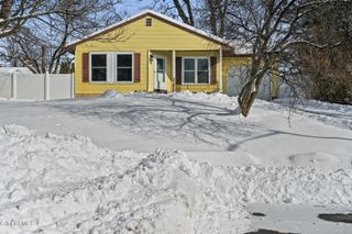 4 Silverberry Place, Albany, NY 12211