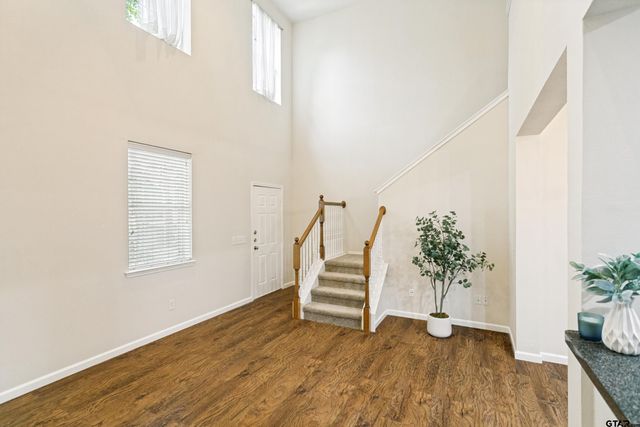 3033 Stone Forest Circle, Mckinney, TX 75070