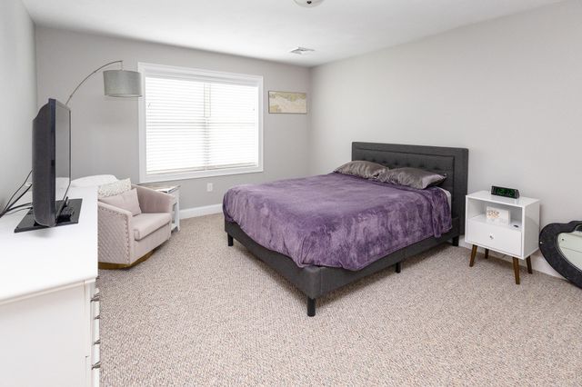 1 Driftwood Dr 1, Easton, MA 02375
