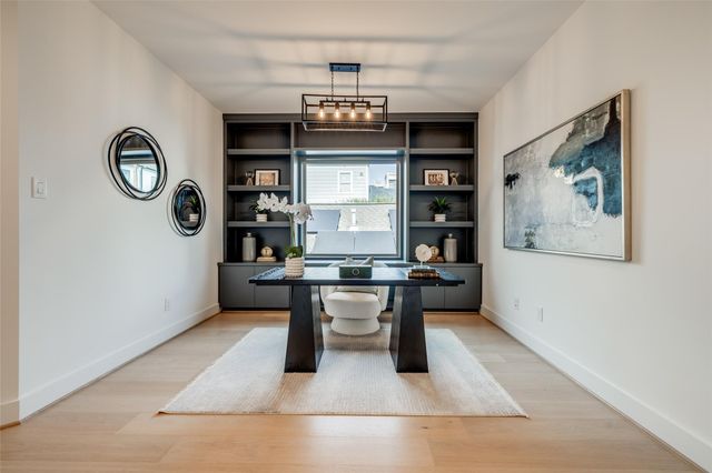 814 W 17th Street, Houston, TX 77008