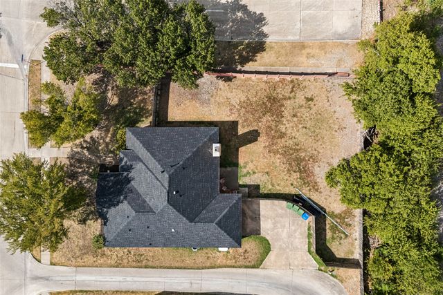7048 Sample Drive, The Colony, TX 75056