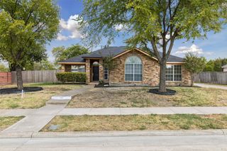7048 Sample Drive, The Colony, TX 75056