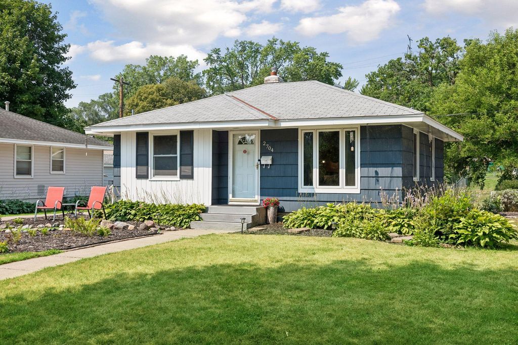 2704 Alabama Avenue S, Saint Louis Park, MN 55416