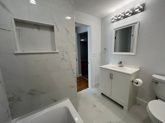 35 Wallace Rd, Wayland, MA 01778