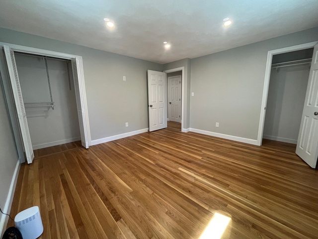 35 Wallace Rd, Wayland, MA 01778