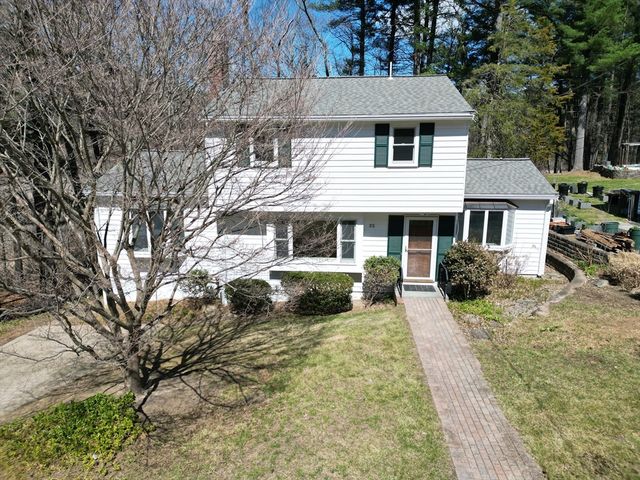 35 Wallace Rd, Wayland, MA 01778
