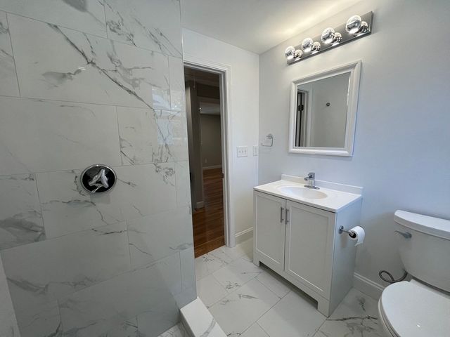 35 Wallace Rd, Wayland, MA 01778