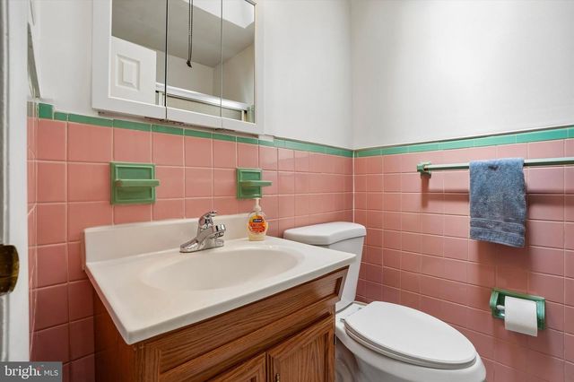 8556 CASTOR AVE, Philadelphia, PA 19152