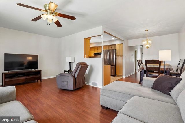 8556 CASTOR AVE, Philadelphia, PA 19152