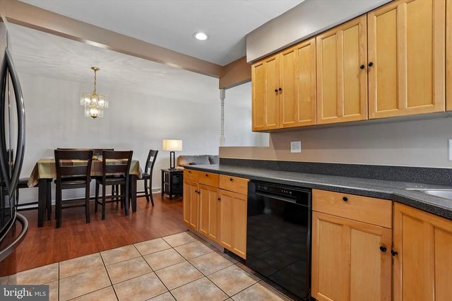 8556 CASTOR AVE, Philadelphia, PA 19152