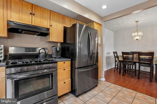 8556 CASTOR AVE, Philadelphia, PA 19152
