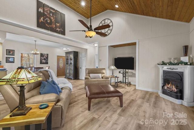 165 Eagles Ridge Road 2, Sylva, NC 28779