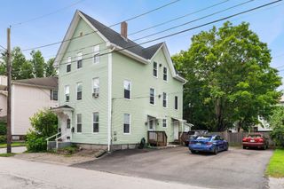 89 4Th Street, Manchester, NH 03102