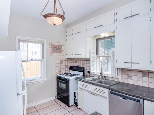 138 Moore Street, Saint Paul, MN 55104