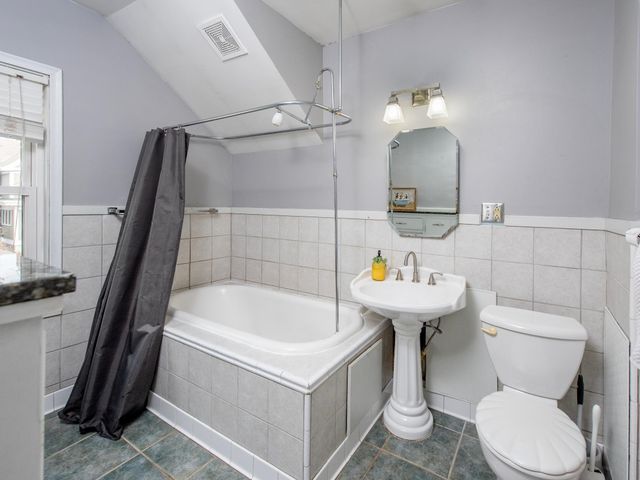 138 Moore Street, Saint Paul, MN 55104