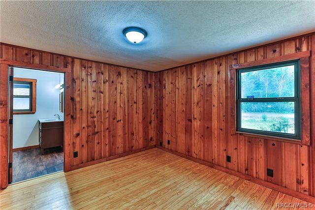 5617 Perch Drive S, Floral City, FL 34436