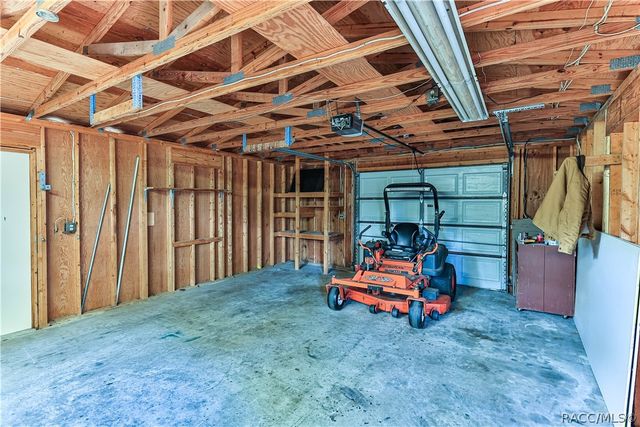 5617 Perch Drive S, Floral City, FL 34436