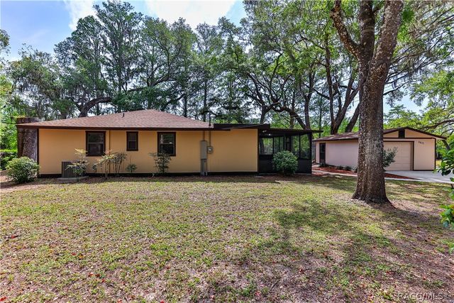 5617 Perch Drive S, Floral City, FL 34436