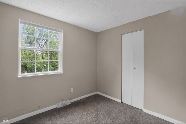 10335 Sheffield Court, Indianapolis, IN 46229