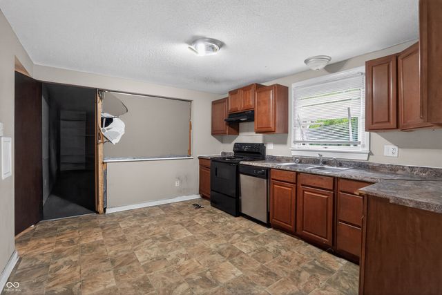 10335 Sheffield Court, Indianapolis, IN 46229