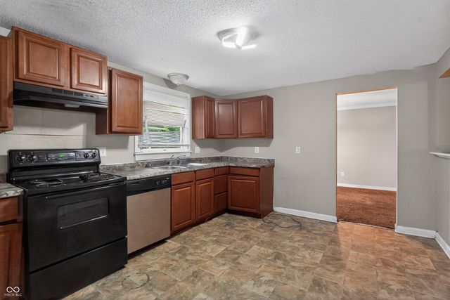 10335 Sheffield Court, Indianapolis, IN 46229