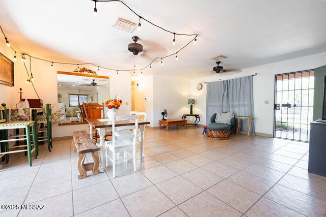 15742 N Starboard Drive, Tucson, AZ 85739