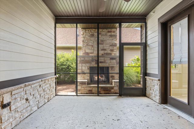 1704 LINKSIDE DR, Columbia, MO 65201