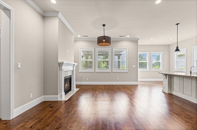 1704 LINKSIDE DR, Columbia, MO 65201