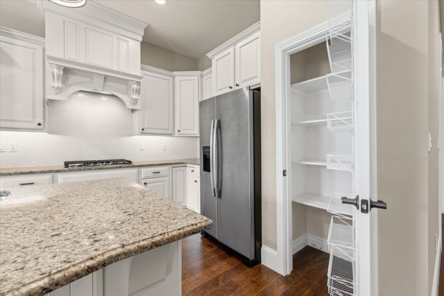 1704 LINKSIDE DR, Columbia, MO 65201