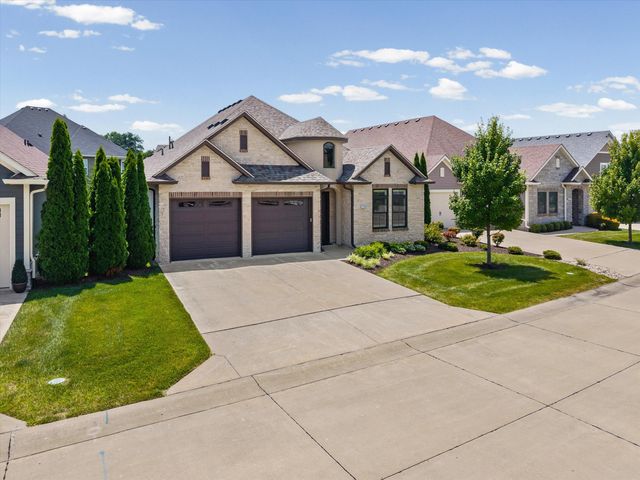 1704 LINKSIDE DR, Columbia, MO 65201