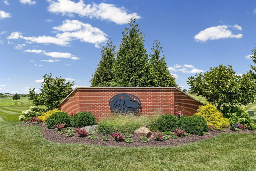 1704 LINKSIDE DR, Columbia, MO 65201