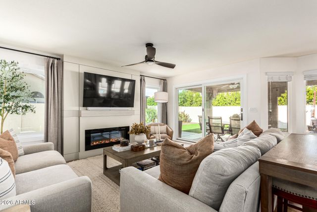 1680 E SHEFFIELD Avenue, Chandler, AZ 85225