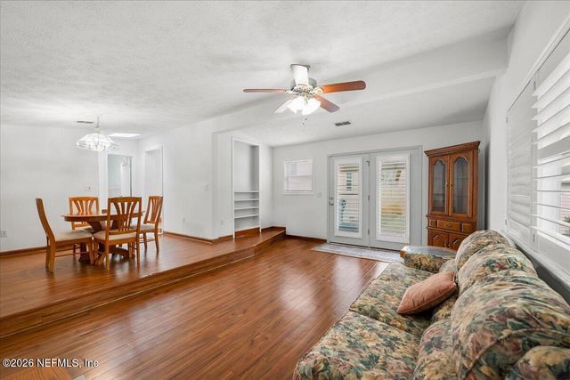 5018 HOMECREST Circle, Jacksonville, FL 32244