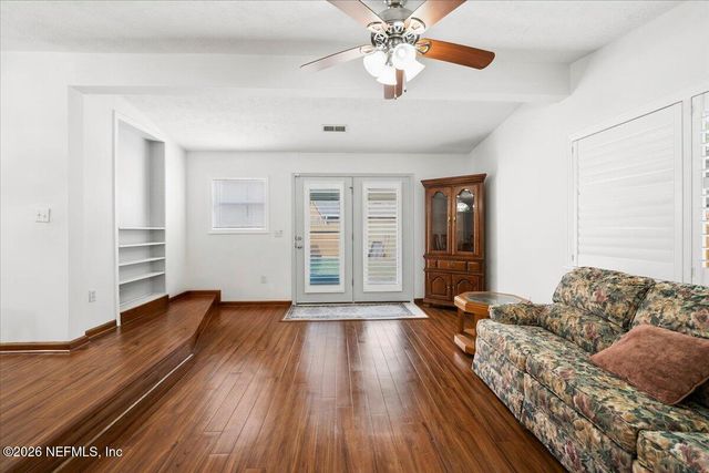 5018 HOMECREST Circle, Jacksonville, FL 32244