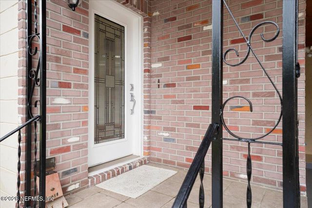 5018 HOMECREST Circle, Jacksonville, FL 32244