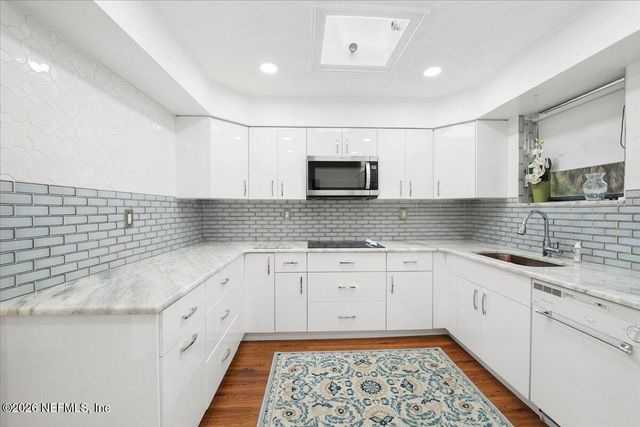 5018 HOMECREST Circle, Jacksonville, FL 32244