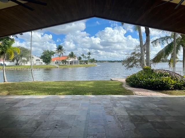 2473 NW 191st Ave, Pembroke Pines, FL 33029