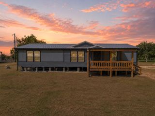 882 County Road 404, Bay City, TX 77414