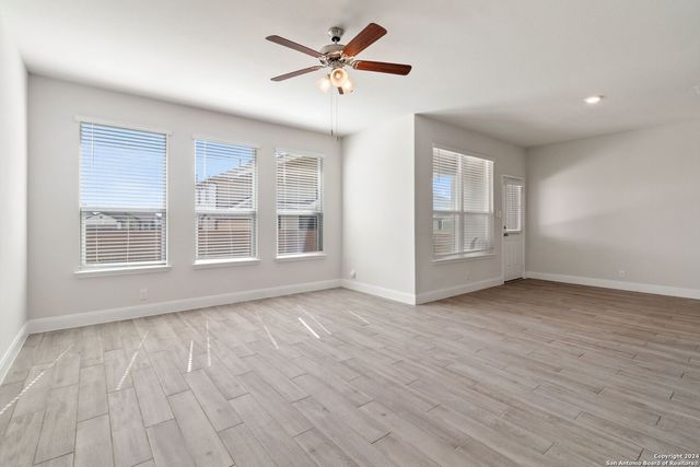 568 Lilac Shls, Cibolo, TX 78108